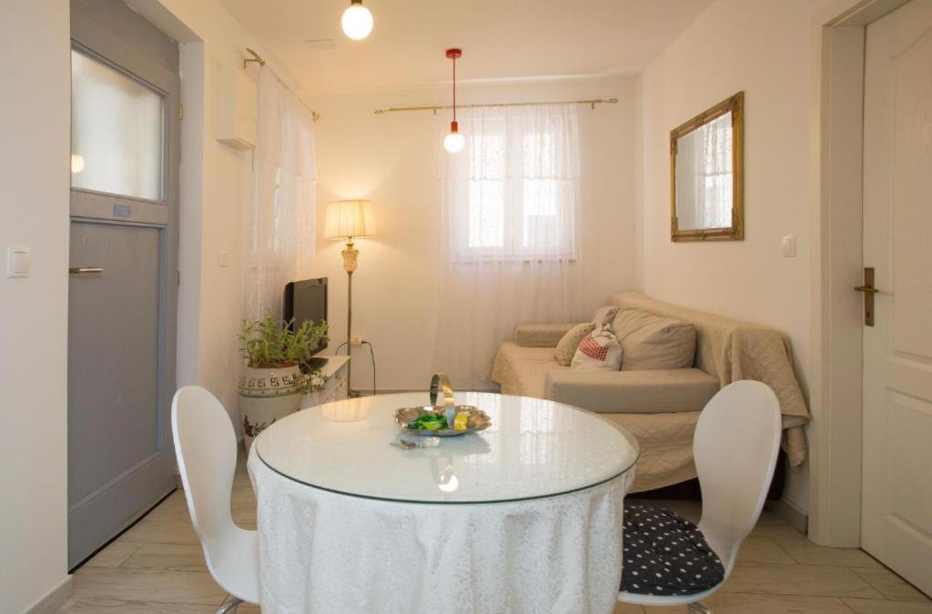 Petra Apartman